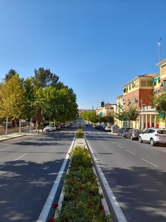 No Fiestas, 5 Dormitorios Solo Familias, Parejas O Trabajo Parking Publico Gratis A 300M Tolède Extérieur photo